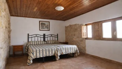 Rustic house on Calle Arzobispo Company photo 17