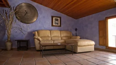 Rustic house on Calle Arzobispo Company photo 11