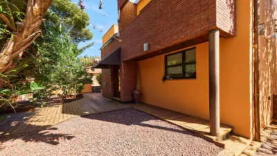 House on Avinguda 323 photo 3