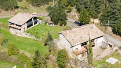 Rustic house on Calle Cal Moliner photo 2