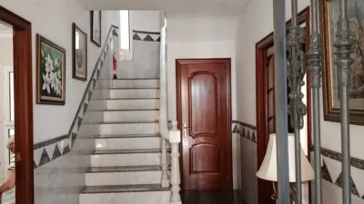 Semi-detached chalet on Calle de Julia Pintor López photo 2