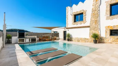Detached villa on Carrer dels Pins photo 2