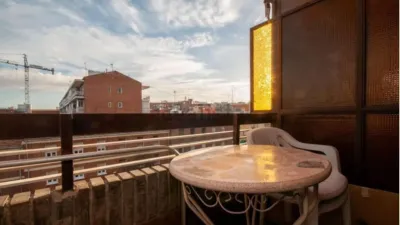 Apartment in Guindalera photo 3
