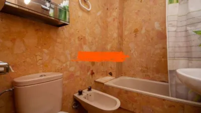 Apartment in Guindalera photo 2