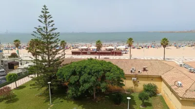 Apartment on Paseo Marítimo photo 2