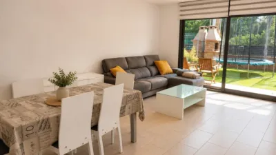 Semi-detached chalet on Serra de La Rodonella Street photo 6