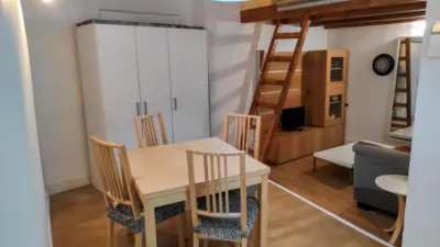 Estudio en alquiler en Albaicín, Albaicín (Granada Capital) de 550 €<span>/mes</span>