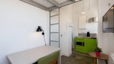 Estudio en alquiler en Centro-Catedral, Centro-Catedral (Granada Capital) de 495 €<span>/mes</span>