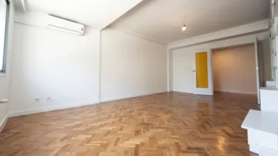 Apartment on Carlos y Guillermo Fernández Shaw Street, 1 photo 33
