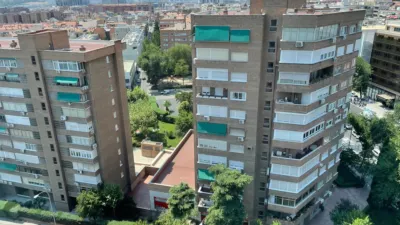 Apartment on Carlos y Guillermo Fernández Shaw Street, 1 photo 36
