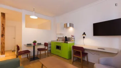 Estudio en alquiler en Centro-Catedral, Centro-Catedral (Granada Capital) de 885 €<span>/mes</span>