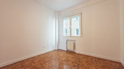 Apartment on Carlos y Guillermo Fernández Shaw Street, 1 photo 13