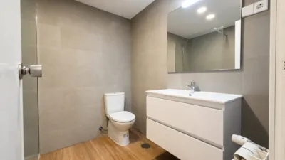 Apartment on Carlos y Guillermo Fernández Shaw Street, 1 photo 18