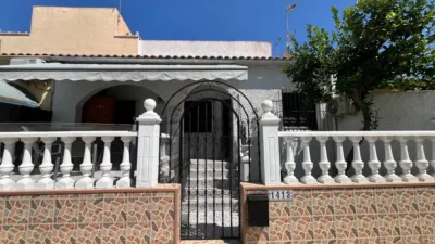 Apartment in Acequia de los Palacios photo 15