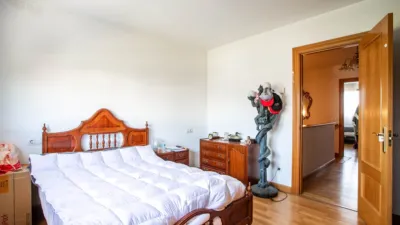 Semi-detached house on Calle de Andelos photo 13