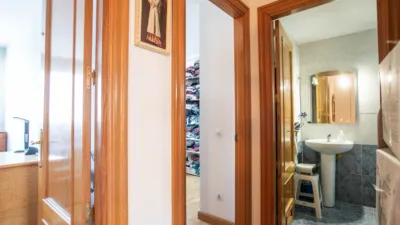 Semi-detached house on Calle de Andelos photo 19