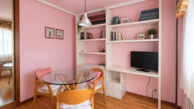 Apartment on Calle de la Arboleda photo 9
