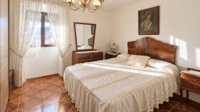 House on Calle de la Iglesia photo 17