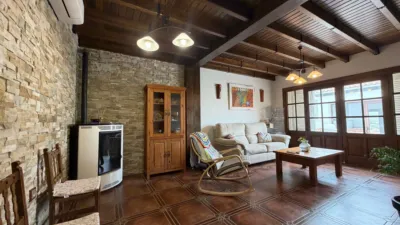 Semi-detached house on Calle de los Olivos photo 5