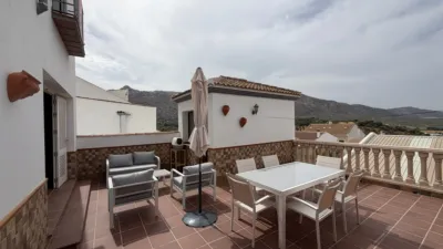 Semi-detached house on Calle de los Olivos photo 43