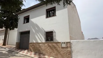 Semi-detached house on Calle de los Olivos photo 4