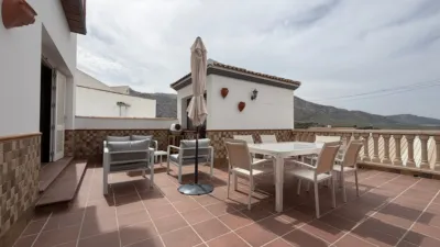 Semi-detached house on Calle de los Olivos photo 47