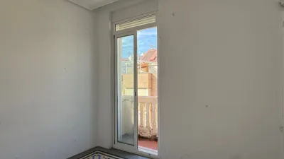 Apartment on Carrer de l'Almirall Cadarso photo 6
