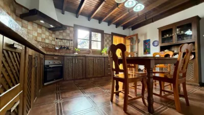 Semi-detached house on Calle de los Olivos photo 12