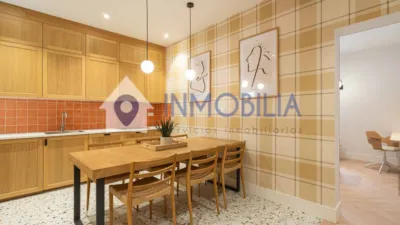 Apartment on Paseo de la Reina Cristina photo 12