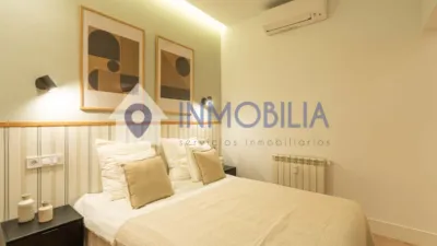 Apartment on Paseo de la Reina Cristina photo 30