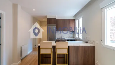 Apartment on Calle de Mantuano photo 9
