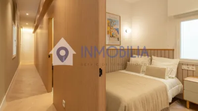 Apartment on Paseo de la Reina Cristina photo 35