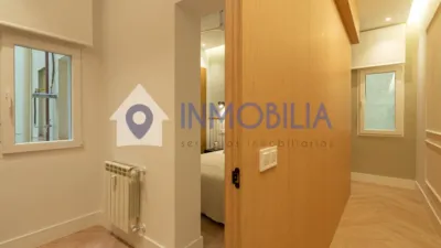 Apartment on Paseo de la Reina Cristina photo 32