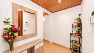Apartment on Passeig de Valldaura, 234 photo 3