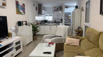 Semi-detached house on Calle Alvarez Quitero photo 7