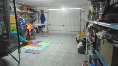 Semi-detached house in Costur photo 19