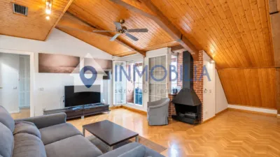 Top-floor apartment on Calle Bahía de Mahón photo 11