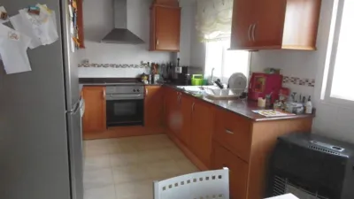 Semi-detached house in Costur photo 4