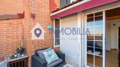 Top-floor apartment on Calle Bahía de Mahón photo 6