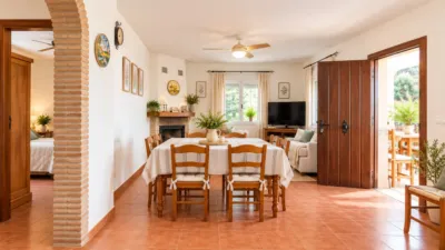 House on Parcela Poligono Street photo 9