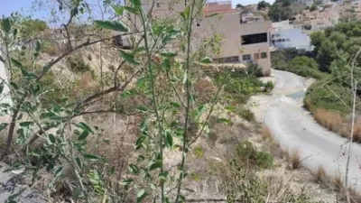 Terreno en venta en Villajoyosa - Más
