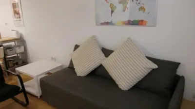Piso en alquiler en El Raval - Imagen 2