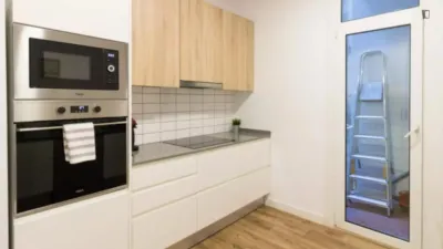 Habitación en alquiler en Sant Gervasi-Galvany, Sant Gervasi-Galvany (Distrito Sarrià-Sant Gervasi. Barcelona Capital) de 599 €<span>/mes</span>