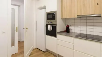 Habitación en alquiler en Sant Gervasi-Galvany, Sant Gervasi-Galvany (Distrito Sarrià-Sant Gervasi. Barcelona Capital) de 599 €<span>/mes</span>