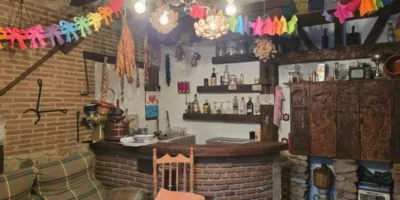 Casa en venta en Avenida de la Constitución, Arenas de San Pedro de 1.100.000 €