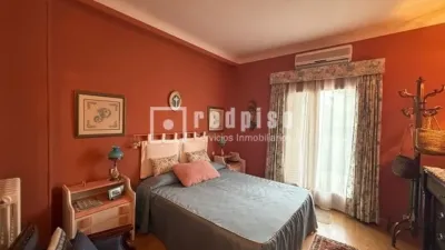 Chalet en venta en Calle de los Lirios, Hispanoamérica (Distrito Chamartín. Madrid Capital) de 1.350.000 €