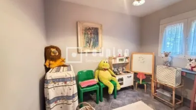 Chalet en venta en Calle de los Lirios, Hispanoamérica (Distrito Chamartín. Madrid Capital) de 1.350.000 €