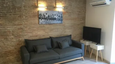 Estudio en alquiler en El Raval - Imagen 5