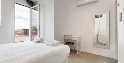 Piso en alquiler en La Vila de Gràcia - Imagen 2