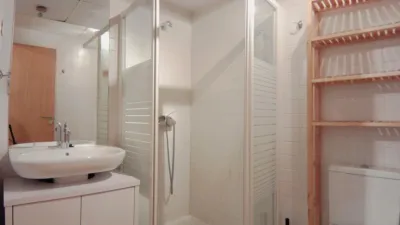 Estudio en alquiler en Cortes-Huertas - Imagen 3